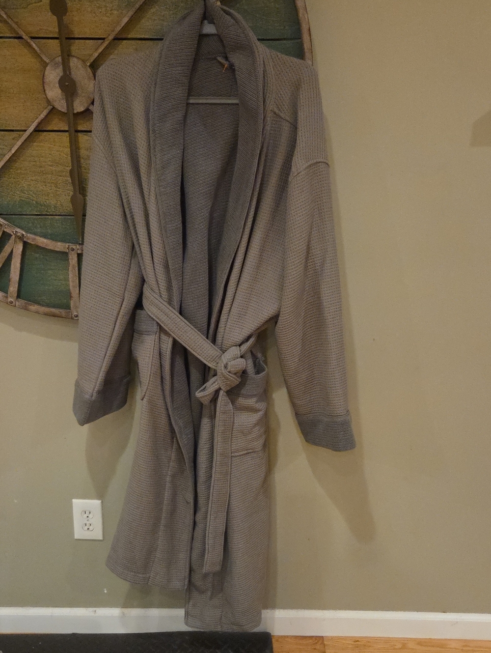 Cozy Earth Gray Waffle Robe Unisex